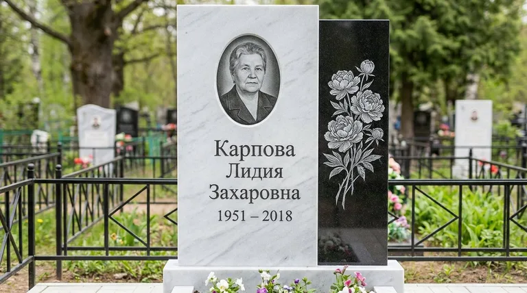 Памятник с гравировкой пионов — выполненная работа «Карпова» в Красноярске
