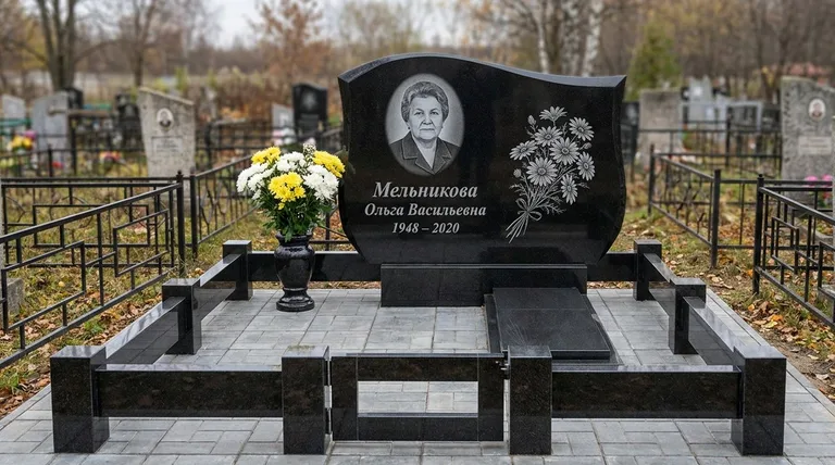 Памятник с гравировкой ромашек — выполненная работа «Мельникова» в Красноярске