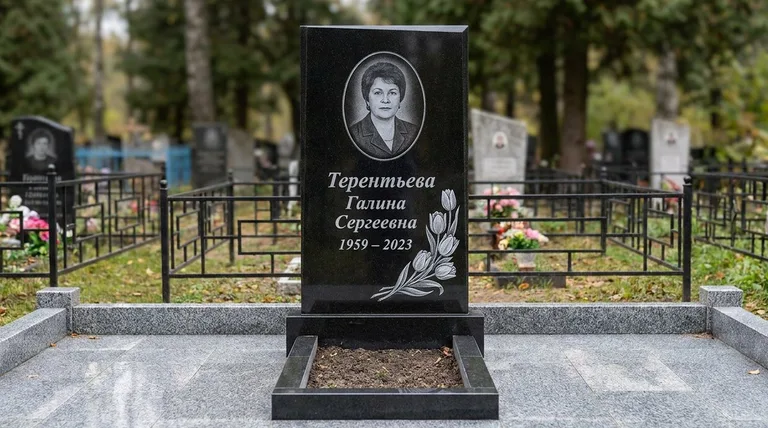 Памятник с гравировкой тюльпанов — выполненная работа «Терентьева» в Красноярске