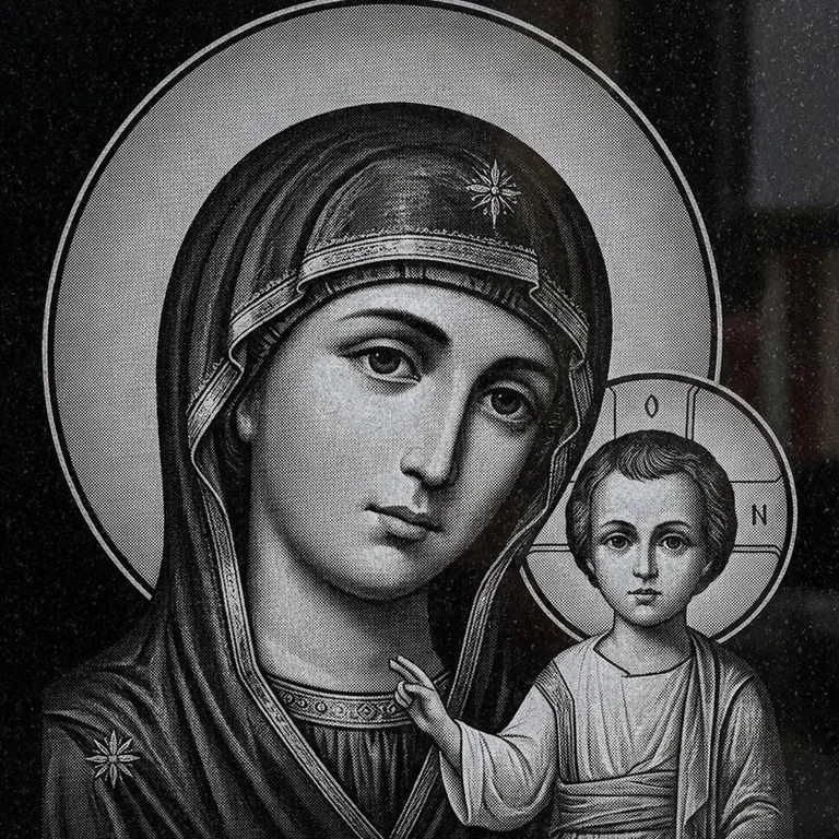 Эскиз иконы: Казанская (полутон) — детальный образ Богородицы, гравировка на памятник в Красноярске
