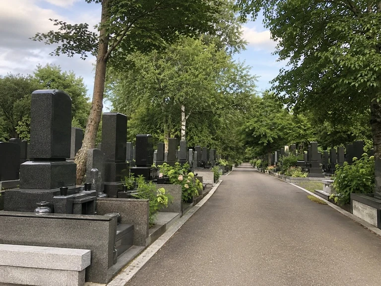 Памятники на Хованском кладбище в Москве — изготовление и установка под ключ