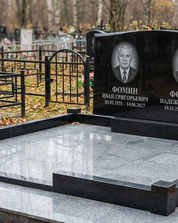Премиум-комплекс под ключ с вазами и скамьёй в Красноярске