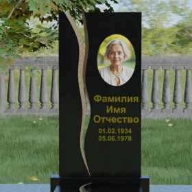Вертикальный гранитный памятник для одного - П001