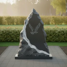 Вертикальный гранитный памятник светский для мемориала - ПН501