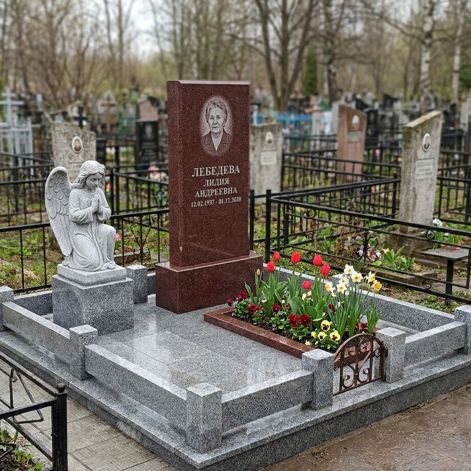 Пример дизайна: Памятник с ангелом из красного гранита — фото и цена